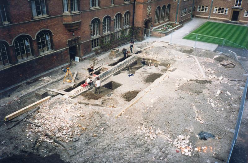 Excavations in Chapel Court